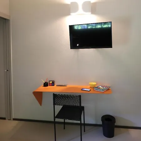 ベッド・アンド・ブレックファスト Morindino Design ミラノ